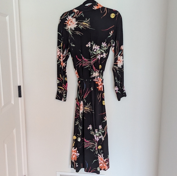 H&M Floral Button Up Dress Size Small - Picture 2 of 5